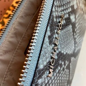 Michael Kors Clutch Wristlet